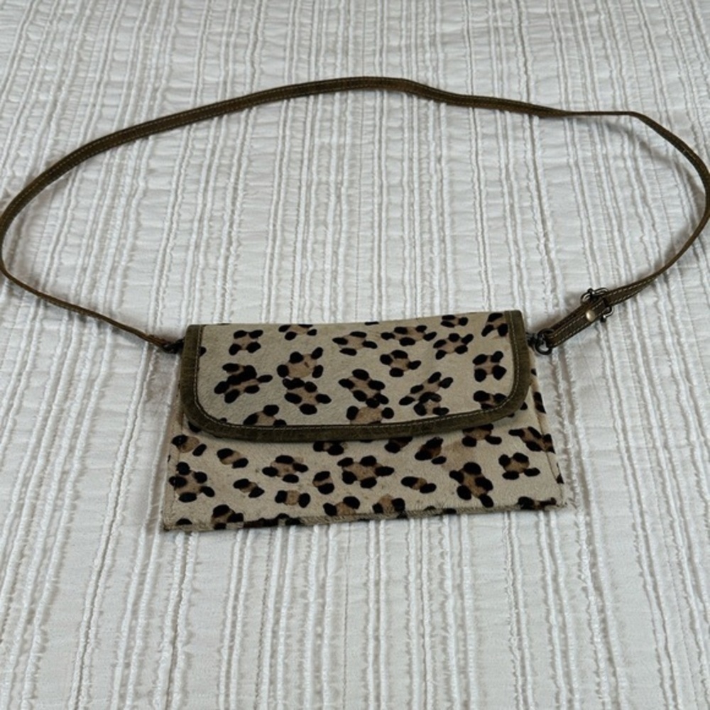 Myra Clutch Crossbody Purse Resplendant Hairon Bag Leopard Print like new